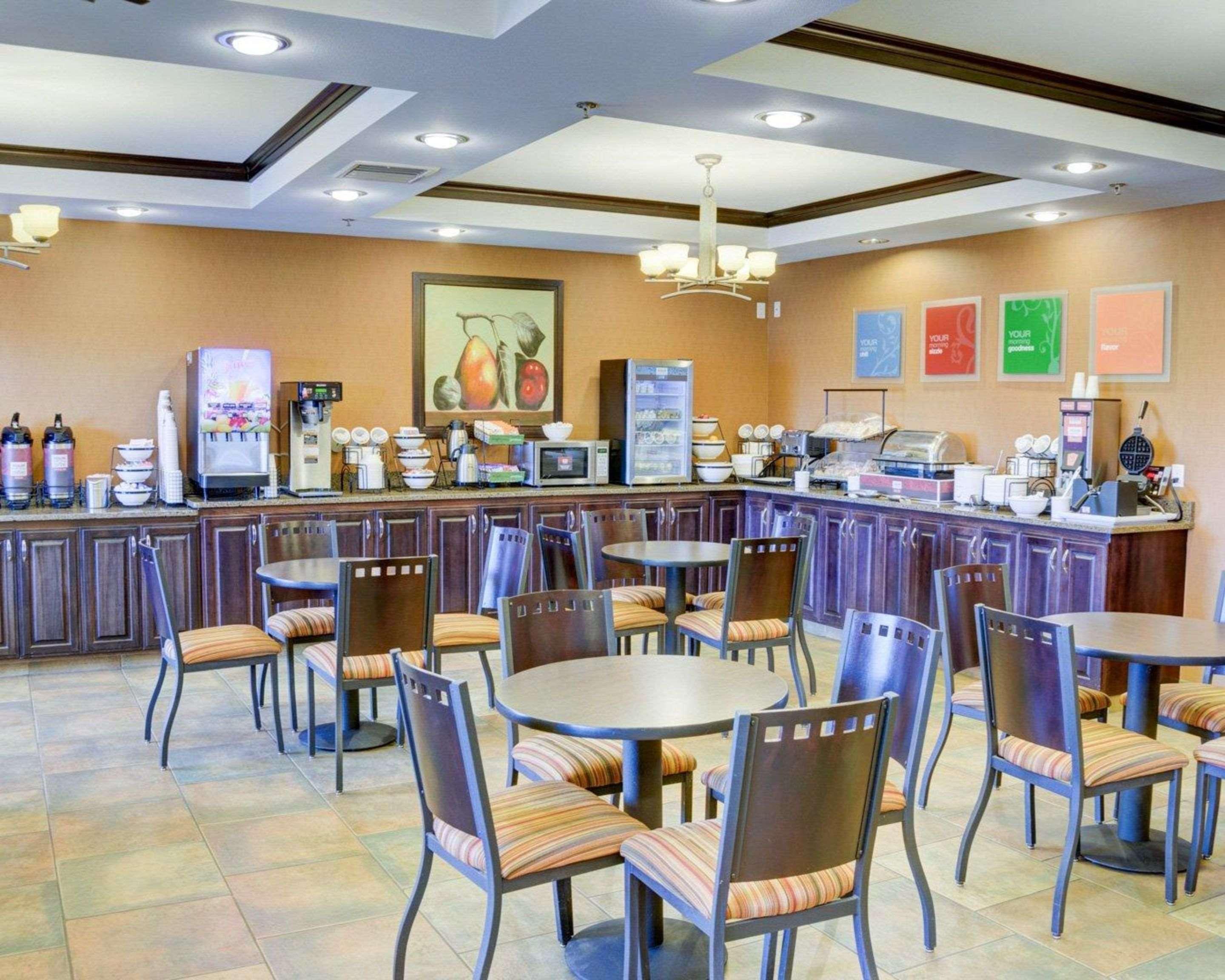 Comfort Inn & Suites Russellville I-40 Zewnętrze zdjęcie