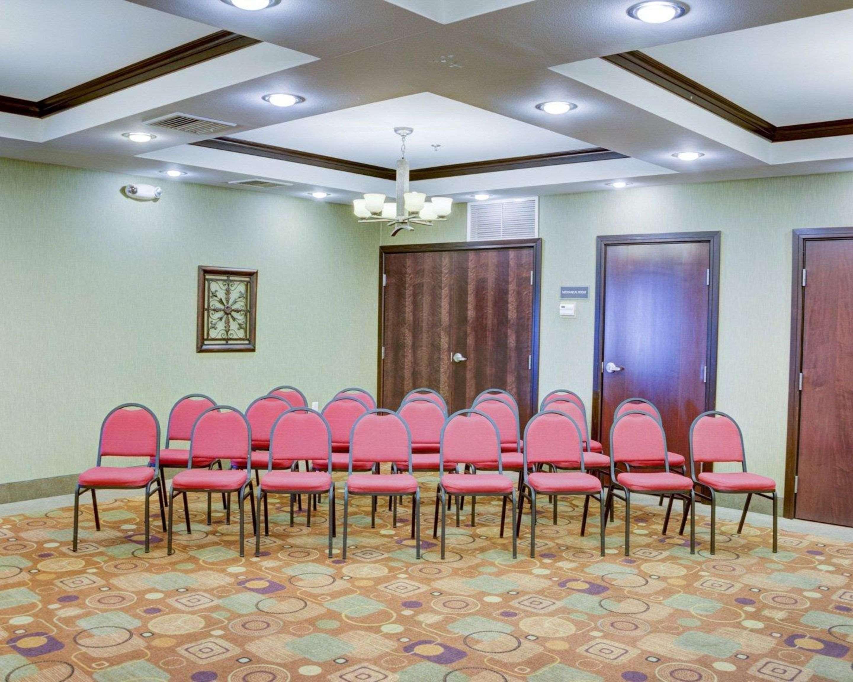 Comfort Inn & Suites Russellville I-40 Zewnętrze zdjęcie