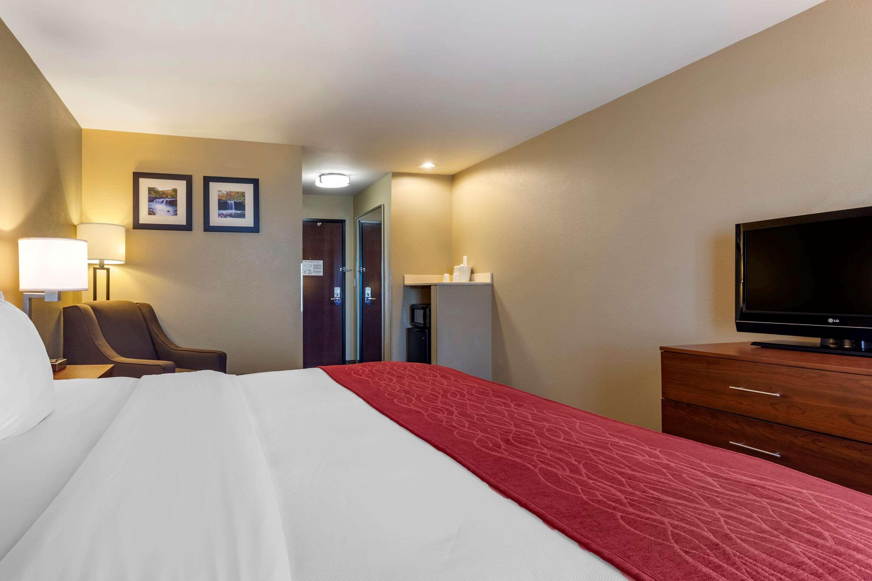 Comfort Inn & Suites Russellville I-40 Zewnętrze zdjęcie